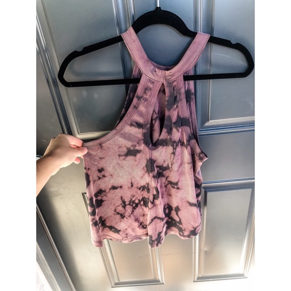 High Neck Tank - Picture 5 of 7